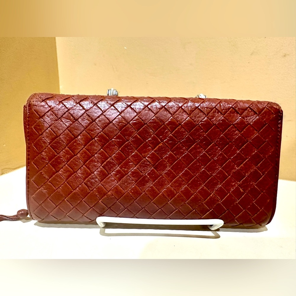 Bottega Veneta Intrecciato Nappa Leather Brown
Continental Wallet